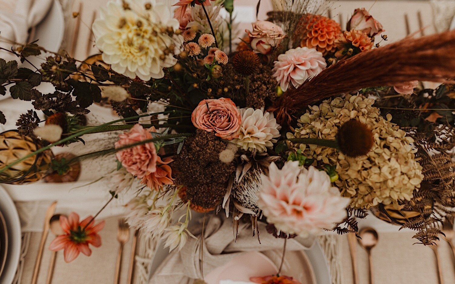 20_IMG_8853_Garden_Columbia_British_Victoria_Reception_Invitiations_Florals_Centerpieces_Table_Elopement_Scape.jpg